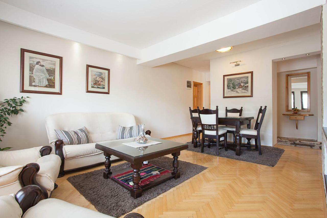 White Apartment Skopje Exterior foto